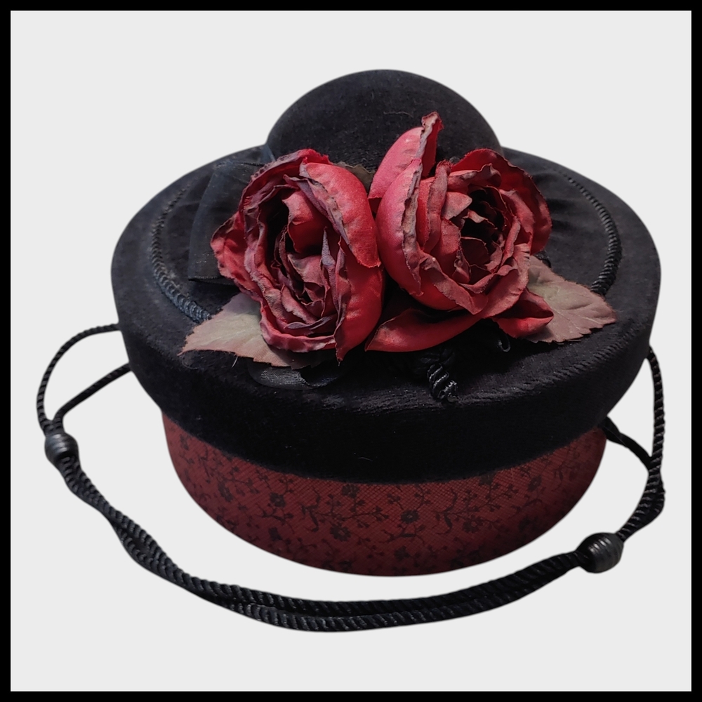 Decorative Small Velvet Hat Bot